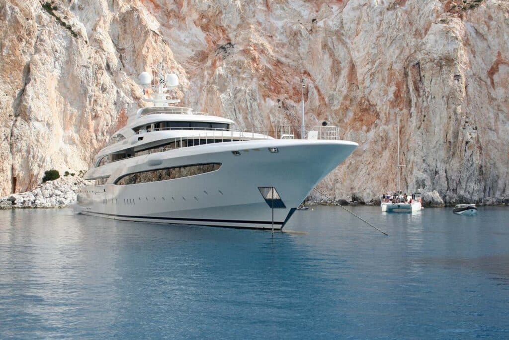 hanover-yachts-reviews-355-vs-305