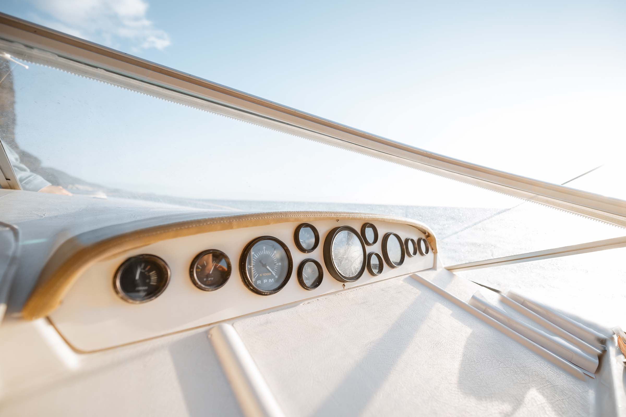 Navigating Your First Yacht Purchase: Tips from Hanover Yachts